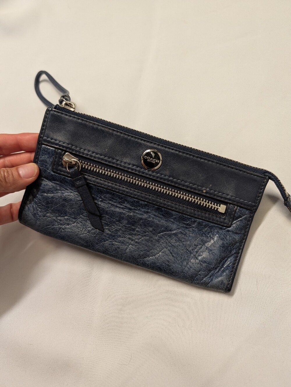 COACH Vintage Classic Leather Wristlet Clutch W/Stripe Interior